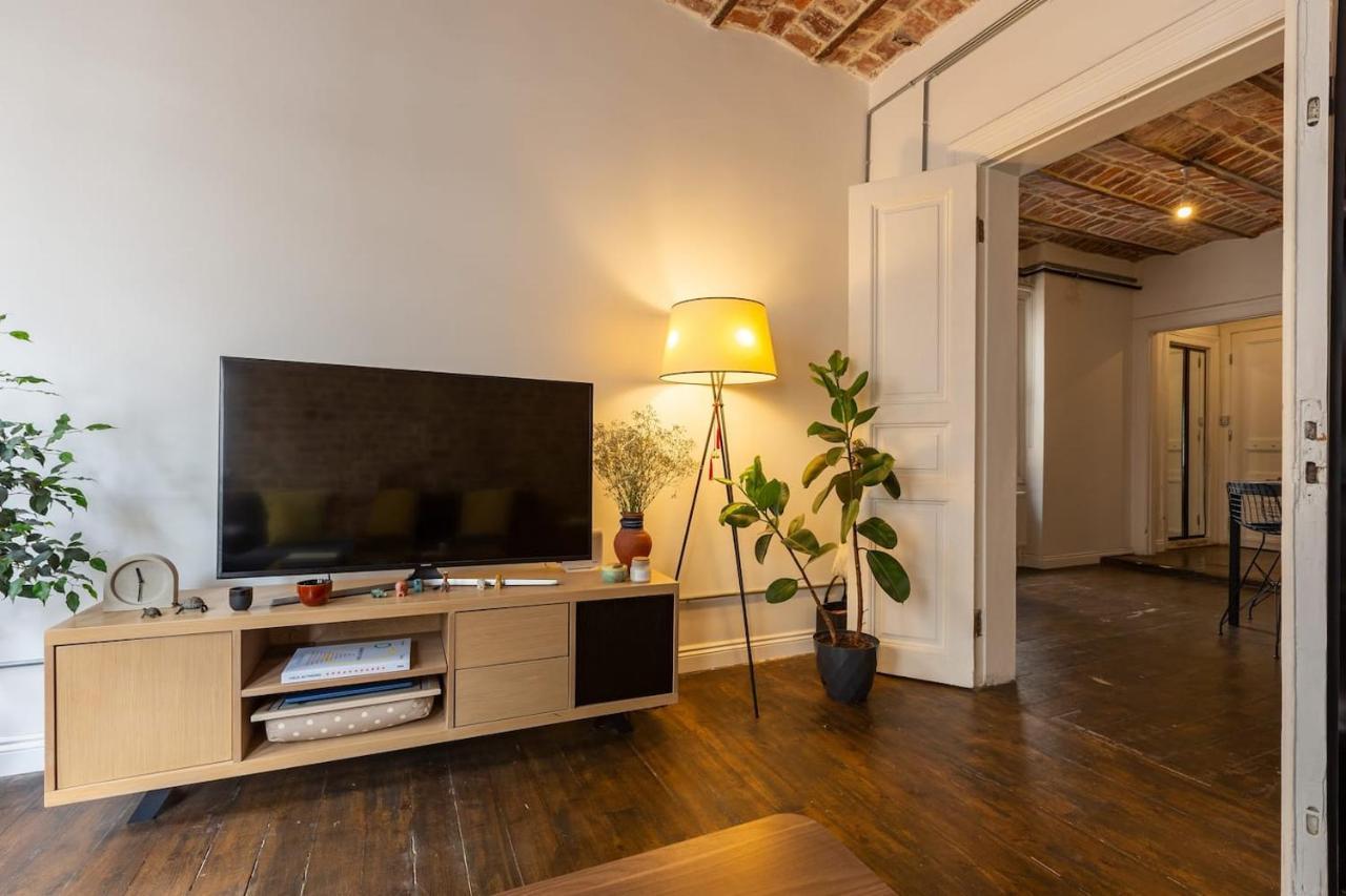 Renovated Apartment At The Heart Of Istanbul With Huge Terrace Экстерьер фото