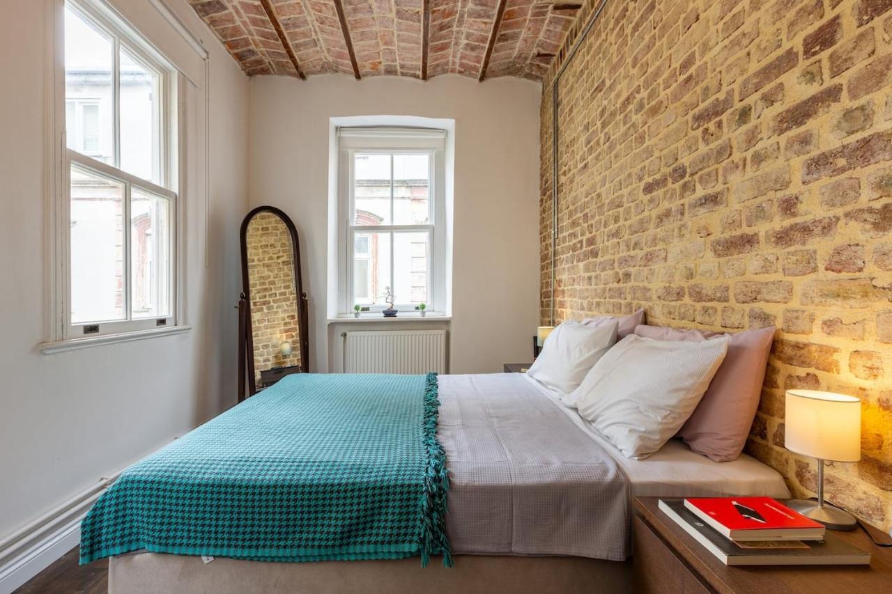 Renovated Apartment At The Heart Of Istanbul With Huge Terrace Экстерьер фото