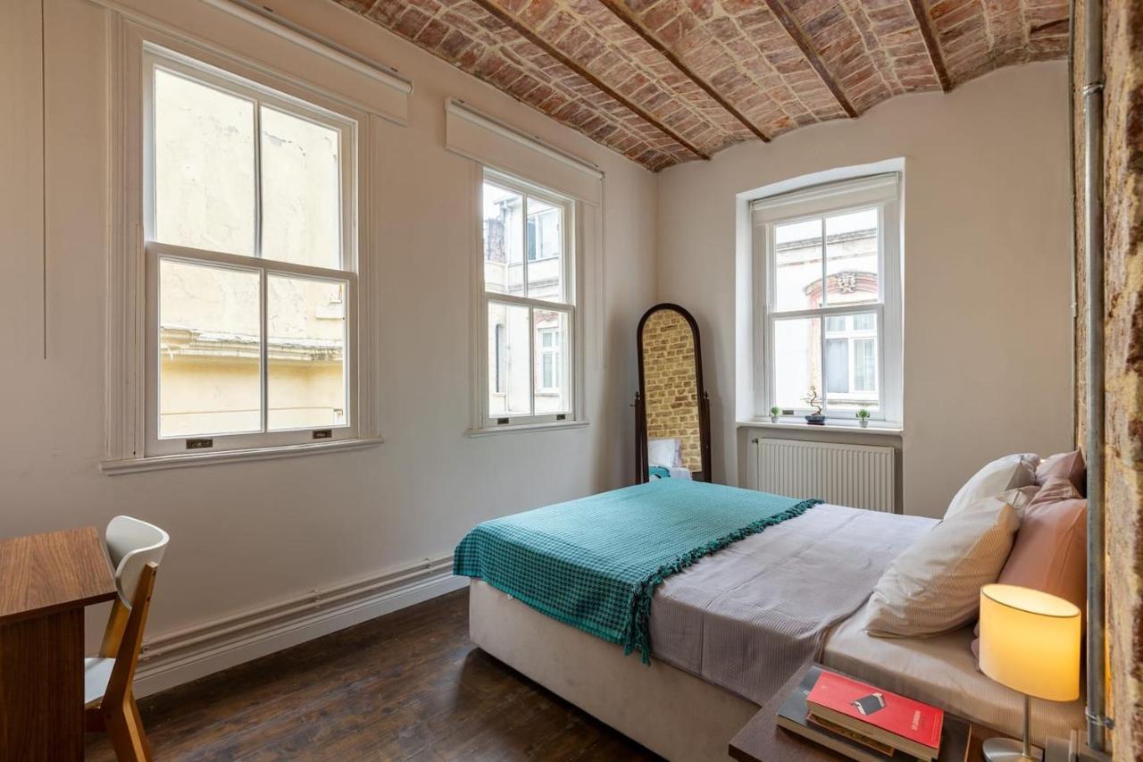 Renovated Apartment At The Heart Of Istanbul With Huge Terrace Экстерьер фото